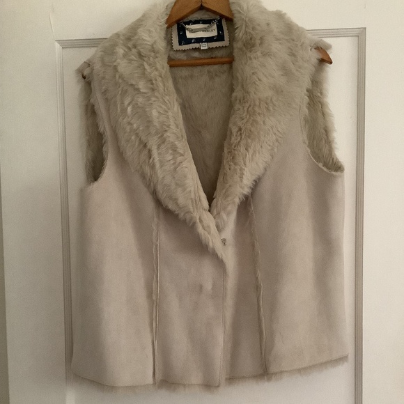 Laura Ashley micro suede light beige vest brand new - Picture 1 of 4